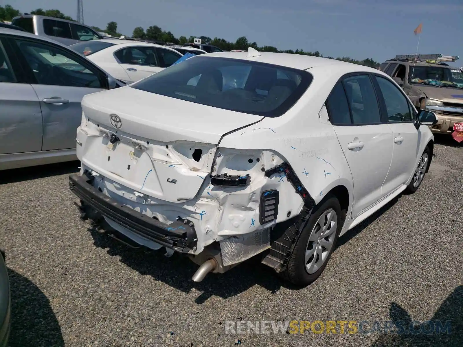 4 Photograph of a damaged car 5YFEPRAEXLP070258 TOYOTA COROLLA 2020