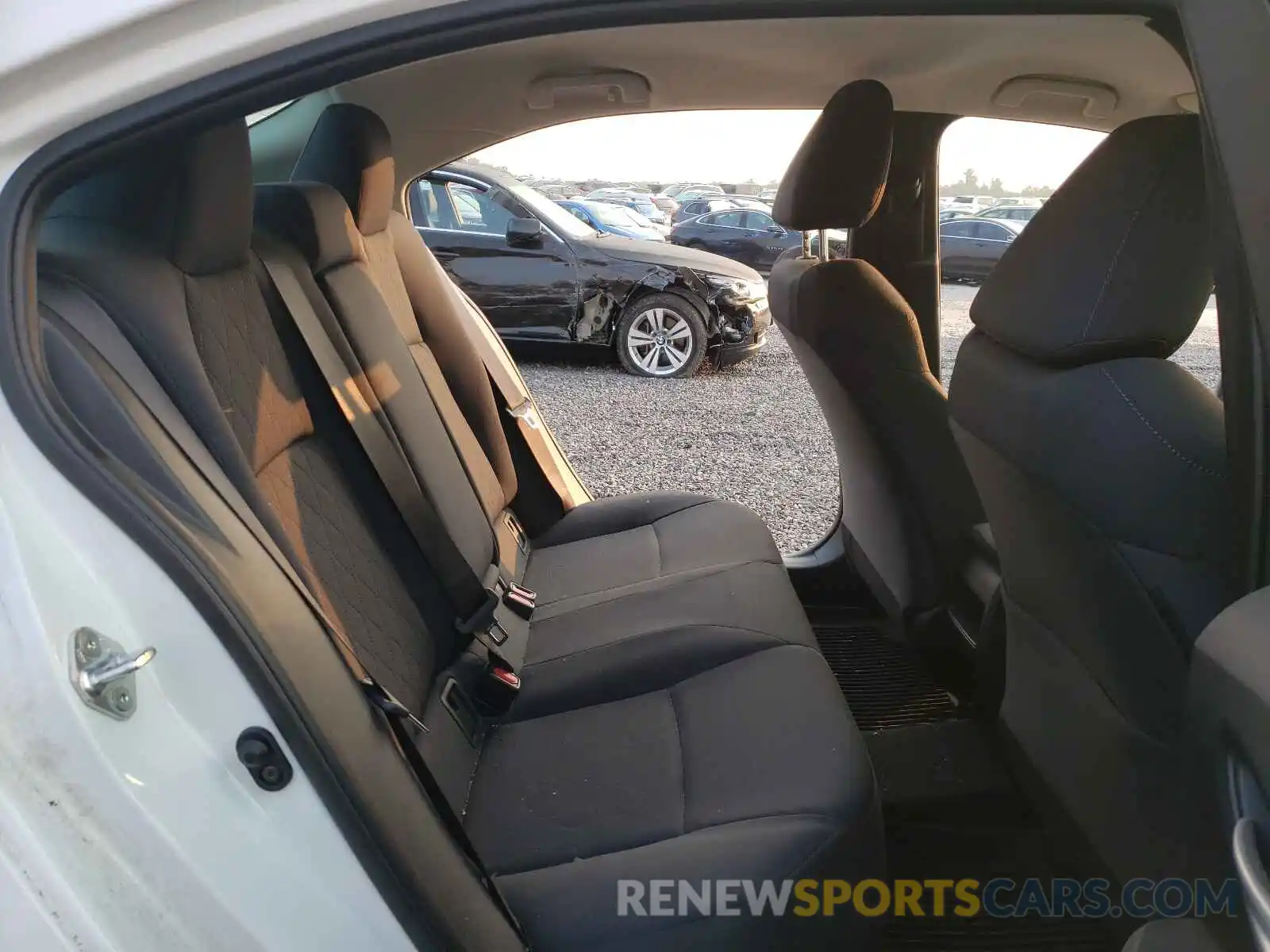 6 Photograph of a damaged car 5YFEPRAEXLP070258 TOYOTA COROLLA 2020