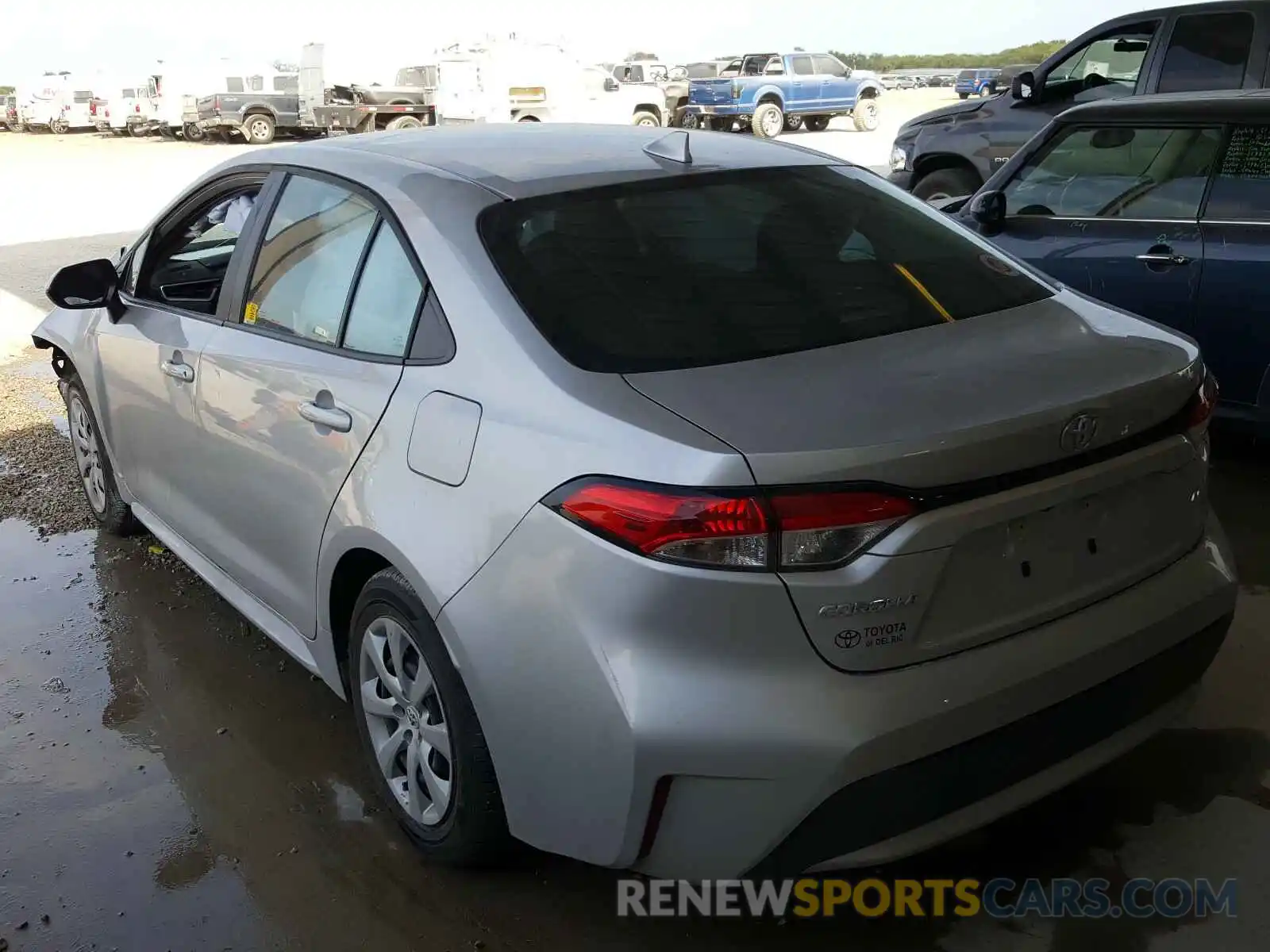 3 Photograph of a damaged car 5YFEPRAEXLP071118 TOYOTA COROLLA 2020