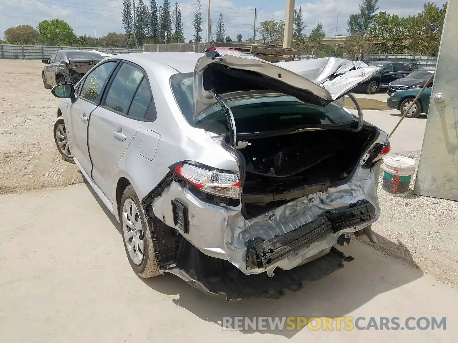 3 Photograph of a damaged car 5YFEPRAEXLP072740 TOYOTA COROLLA 2020