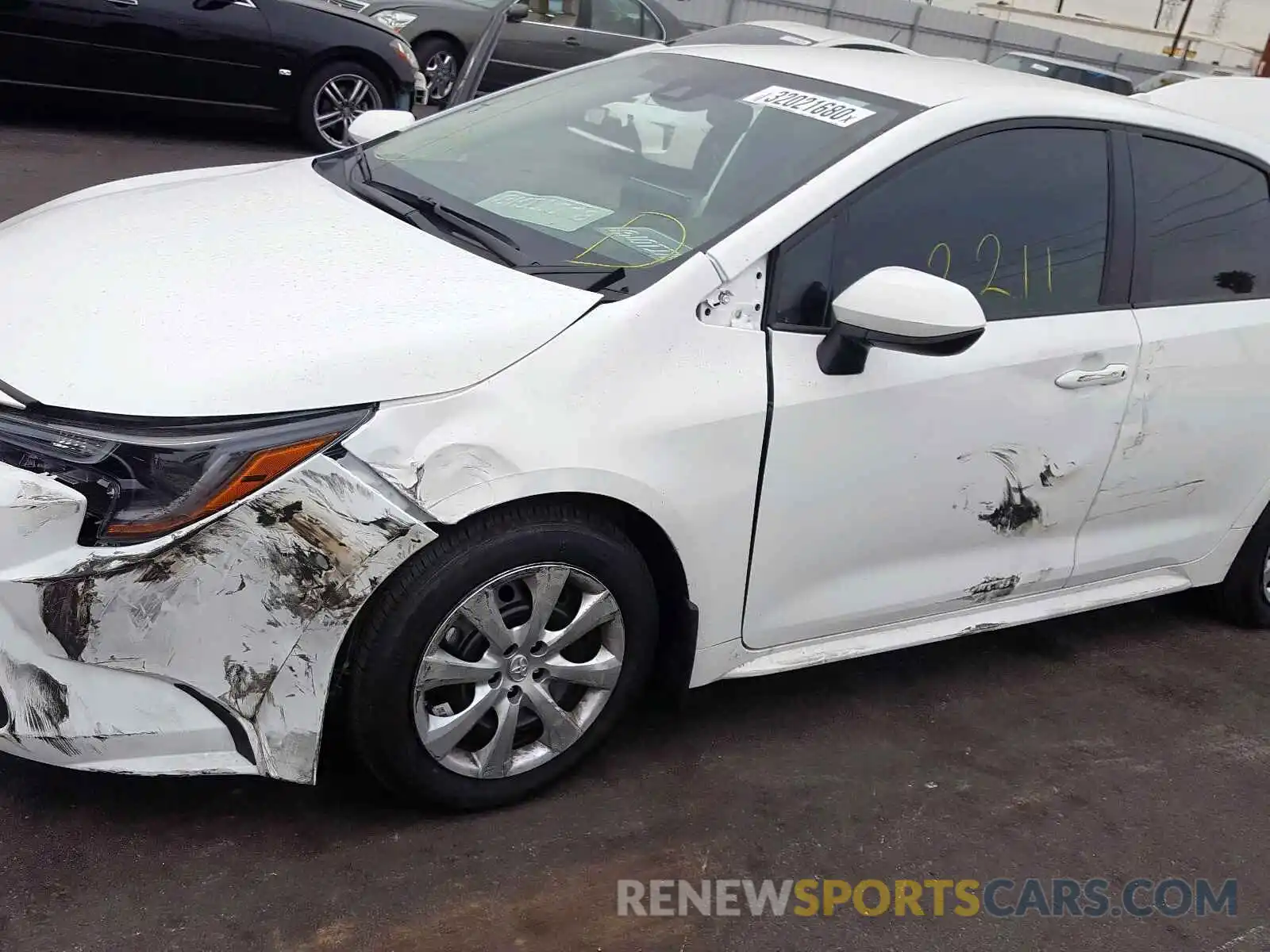 9 Photograph of a damaged car 5YFEPRAEXLP075010 TOYOTA COROLLA 2020