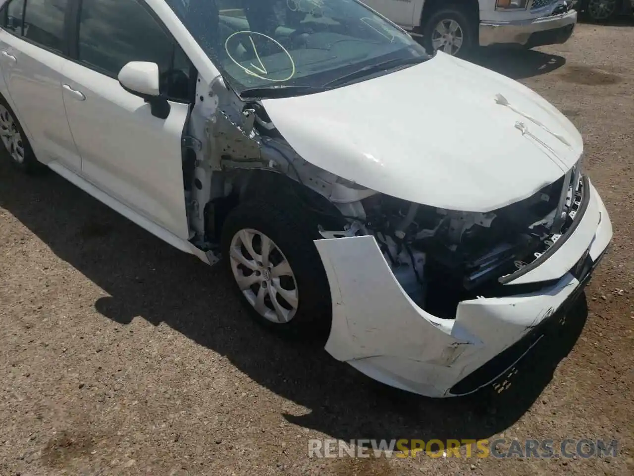 9 Photograph of a damaged car 5YFEPRAEXLP075332 TOYOTA COROLLA 2020