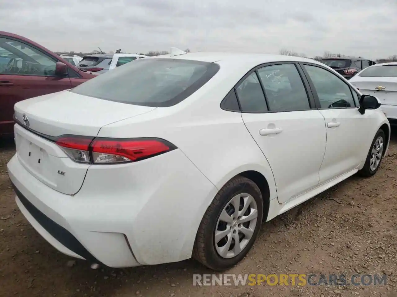 4 Photograph of a damaged car 5YFEPRAEXLP076254 TOYOTA COROLLA 2020