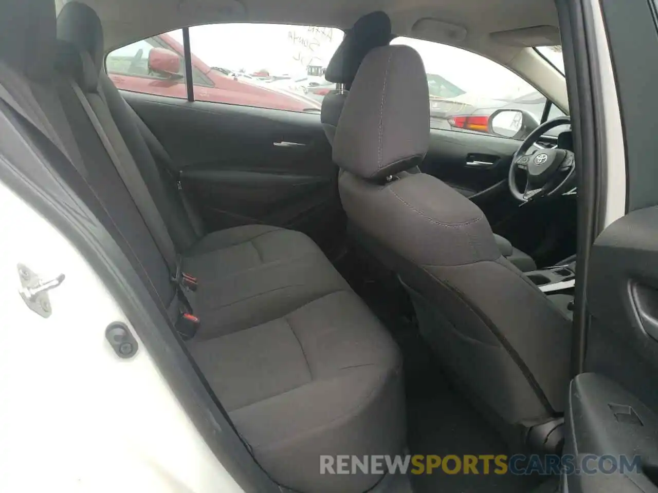 6 Photograph of a damaged car 5YFEPRAEXLP076254 TOYOTA COROLLA 2020