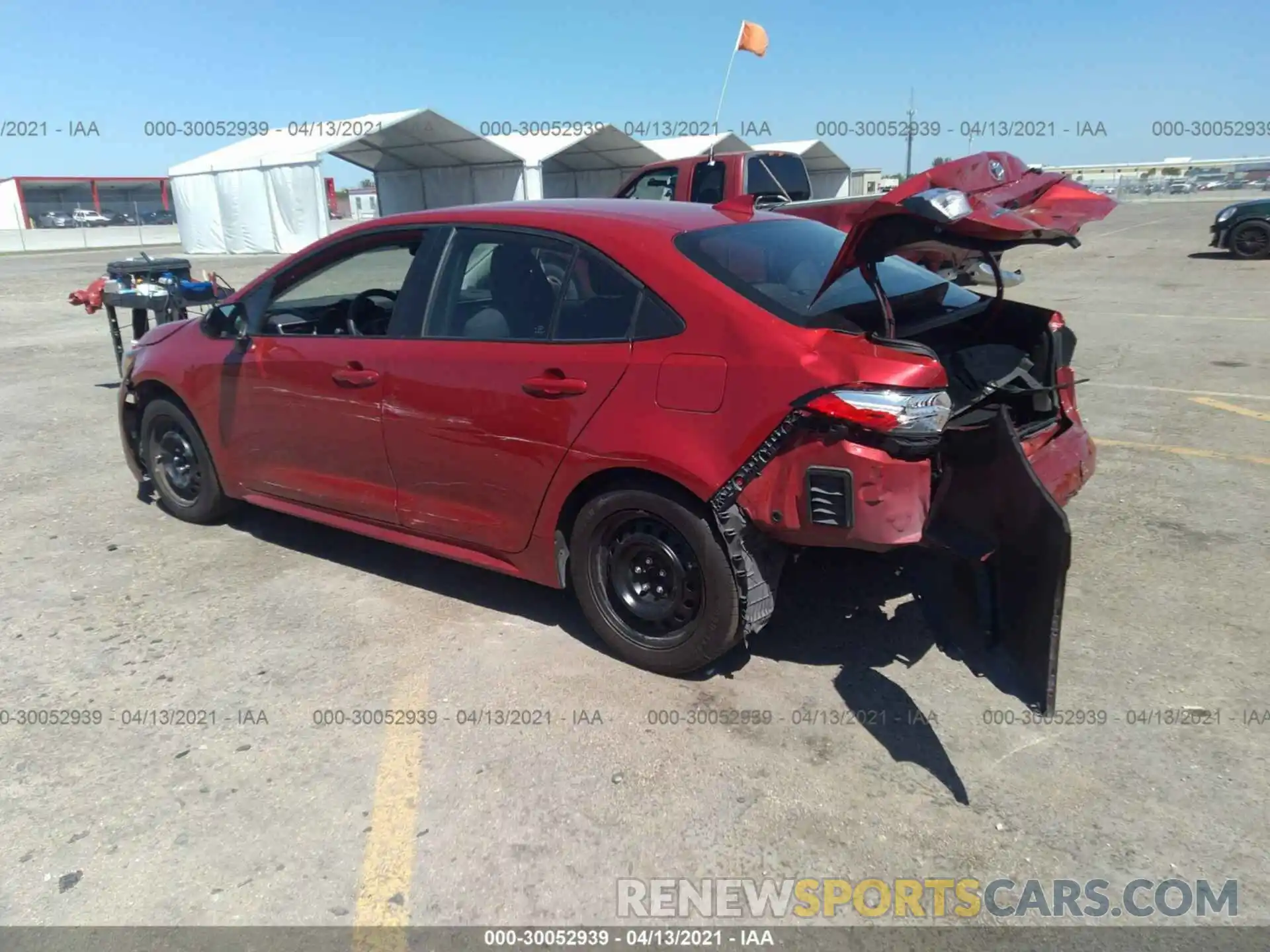 3 Photograph of a damaged car 5YFEPRAEXLP076349 TOYOTA COROLLA 2020