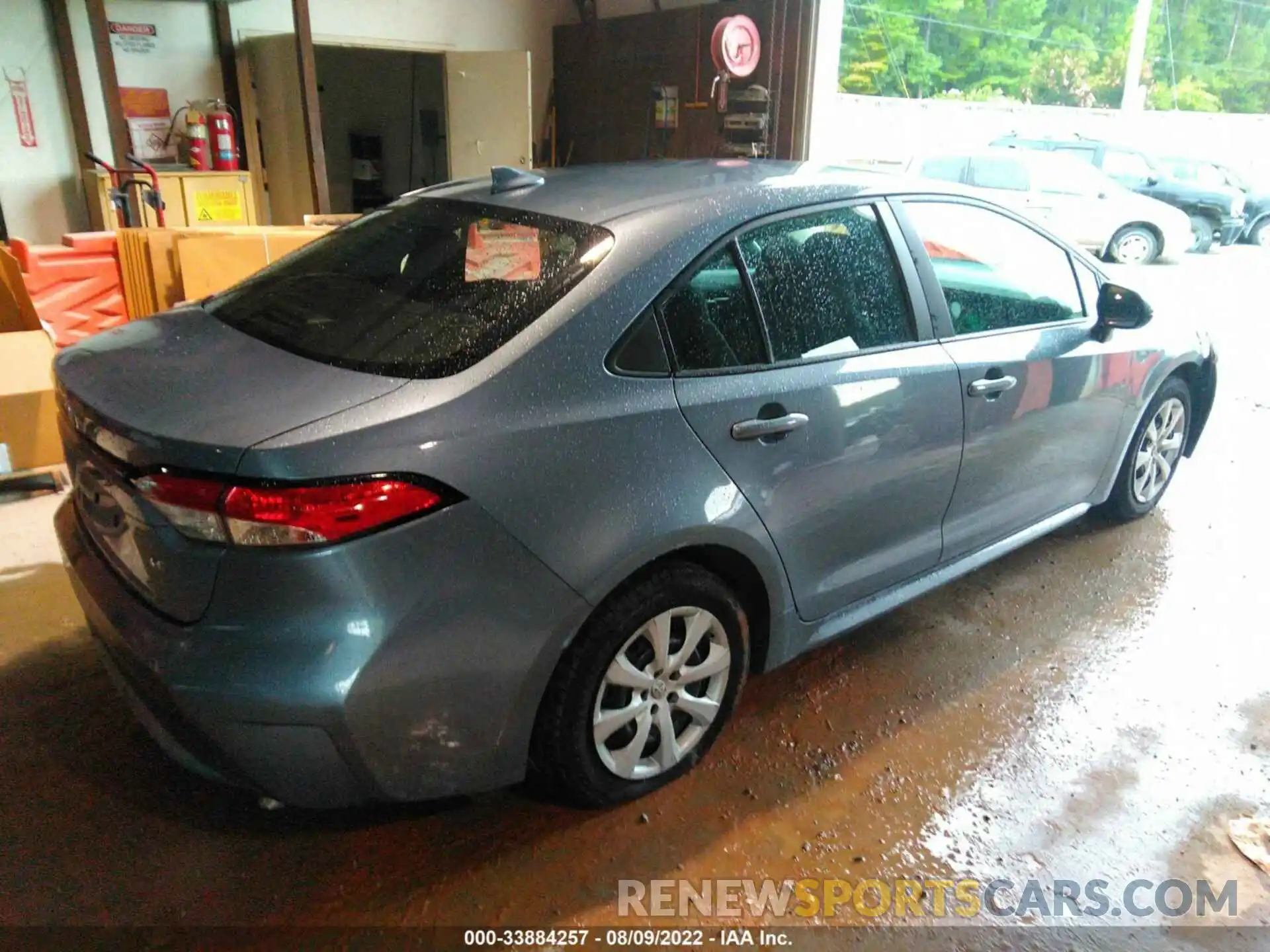 4 Photograph of a damaged car 5YFEPRAEXLP076545 TOYOTA COROLLA 2020