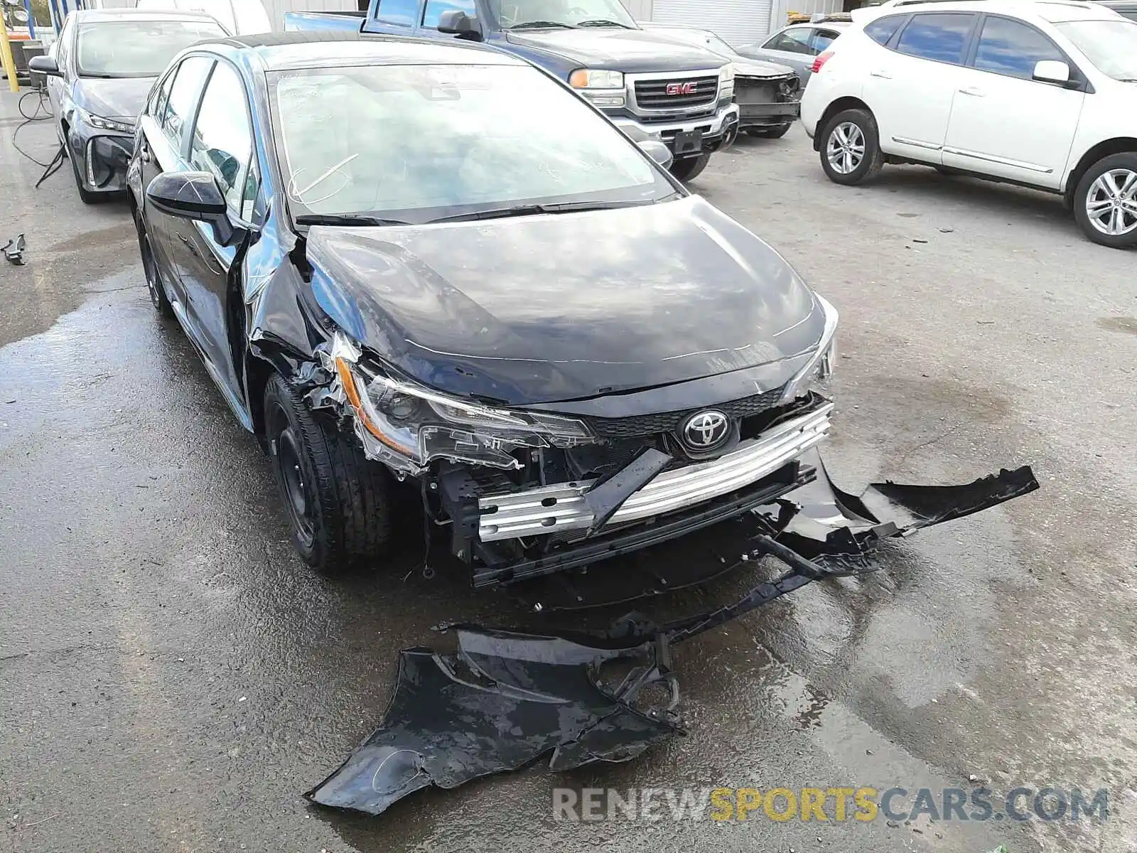 1 Photograph of a damaged car 5YFEPRAEXLP077694 TOYOTA COROLLA 2020