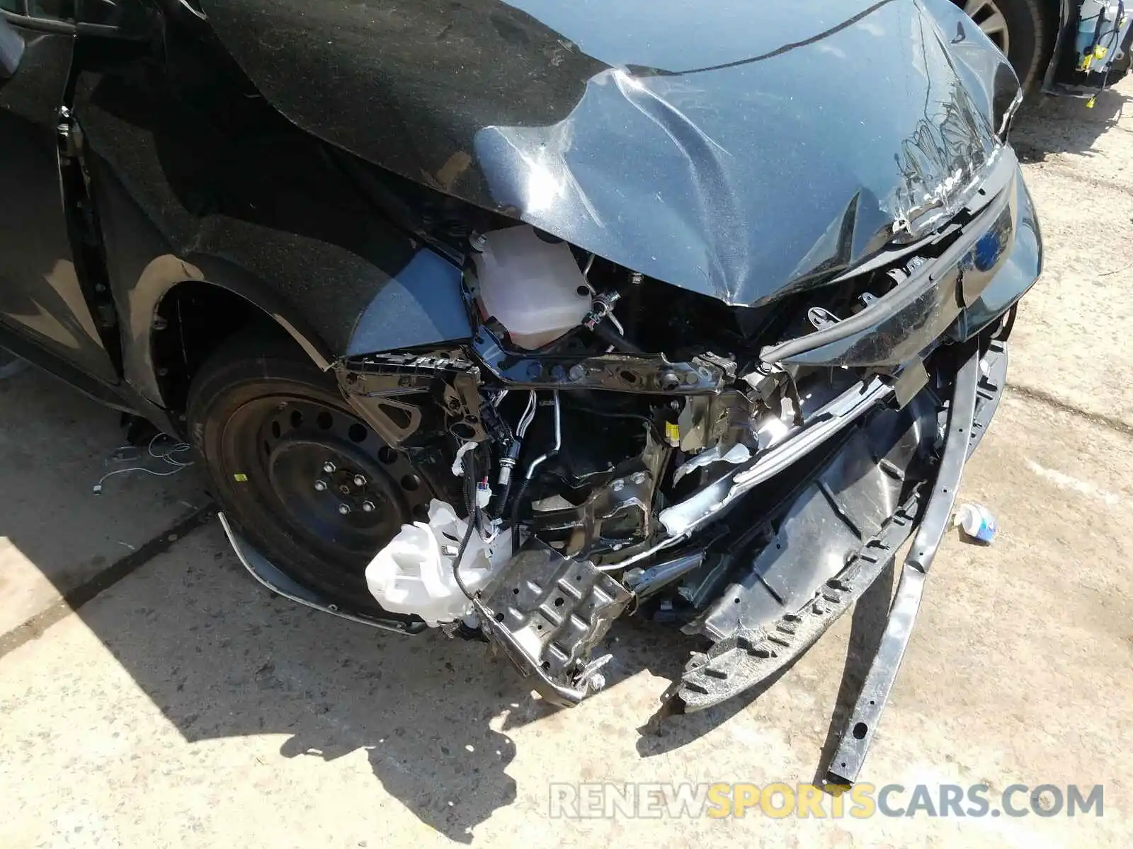 9 Photograph of a damaged car 5YFEPRAEXLP077842 TOYOTA COROLLA 2020