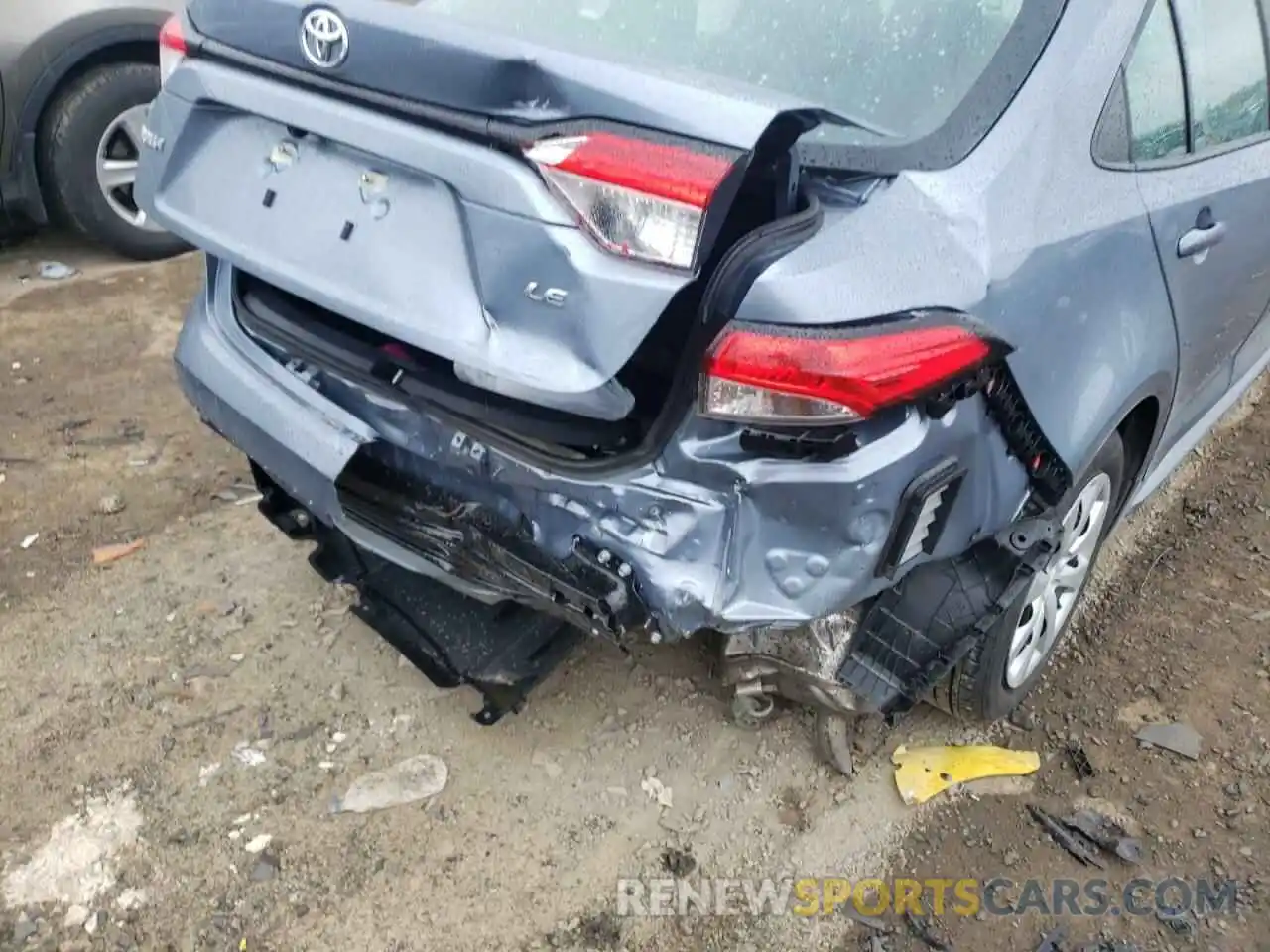 9 Photograph of a damaged car 5YFEPRAEXLP079333 TOYOTA COROLLA 2020