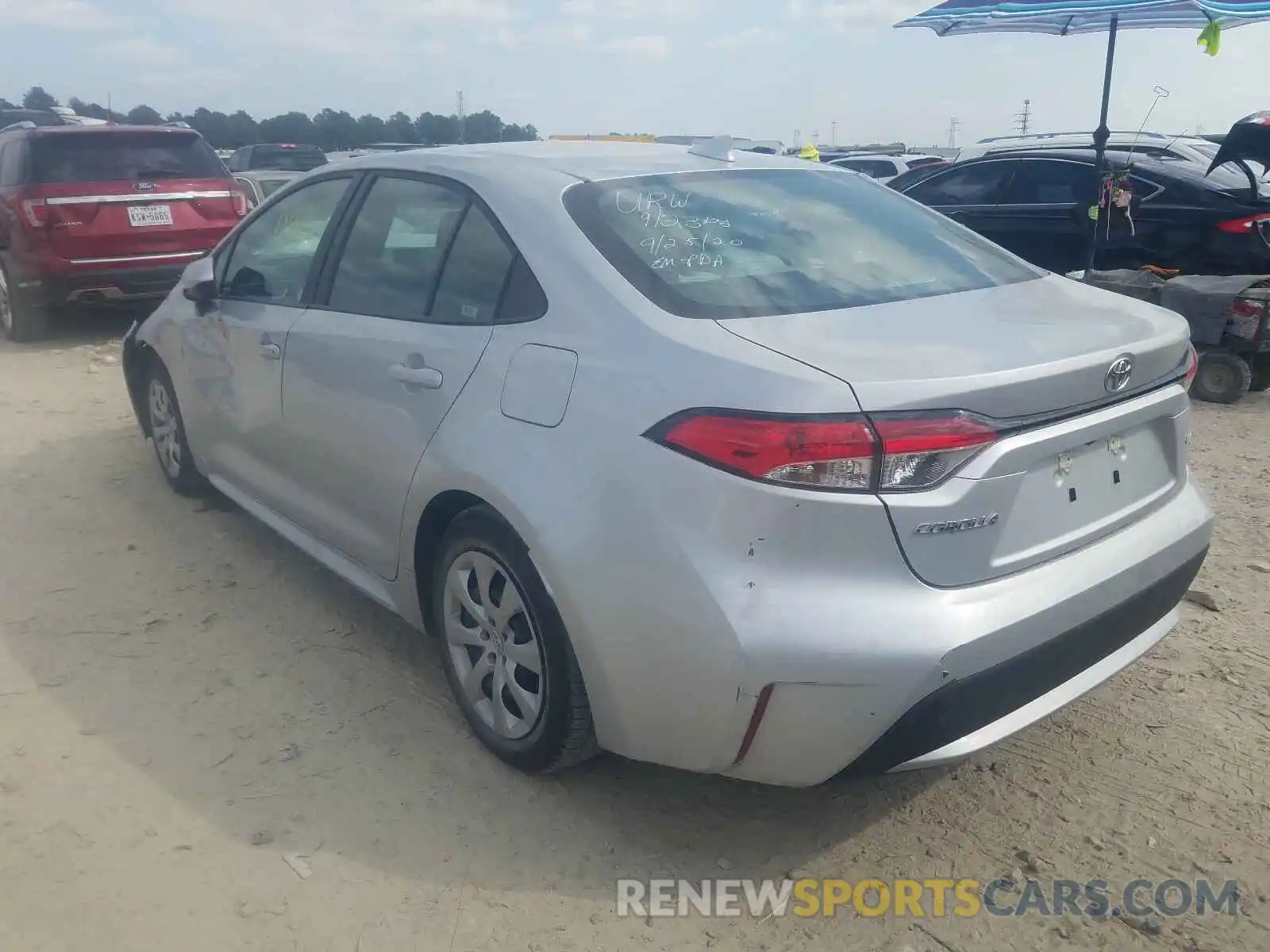 3 Photograph of a damaged car 5YFEPRAEXLP080031 TOYOTA COROLLA 2020