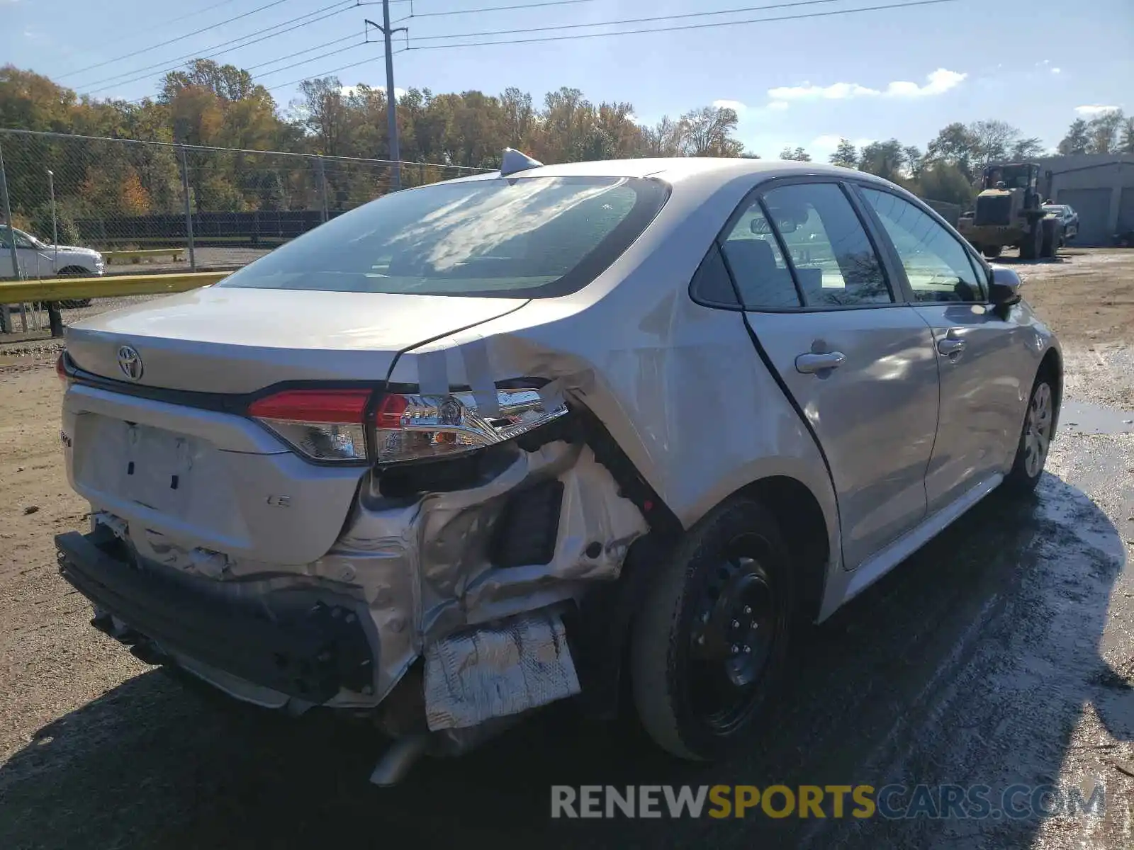 4 Photograph of a damaged car 5YFEPRAEXLP081552 TOYOTA COROLLA 2020