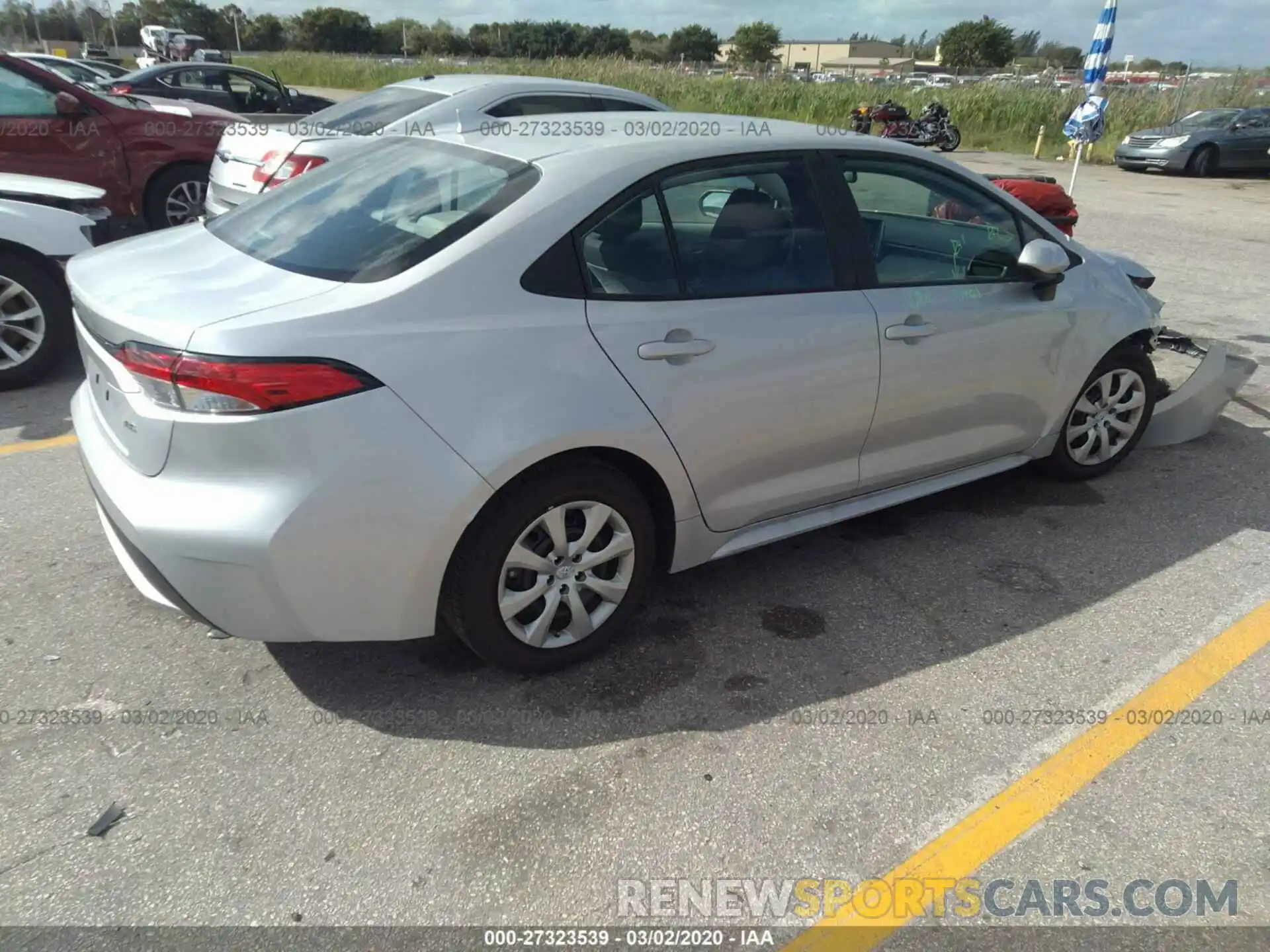 4 Photograph of a damaged car 5YFEPRAEXLP081602 TOYOTA COROLLA 2020