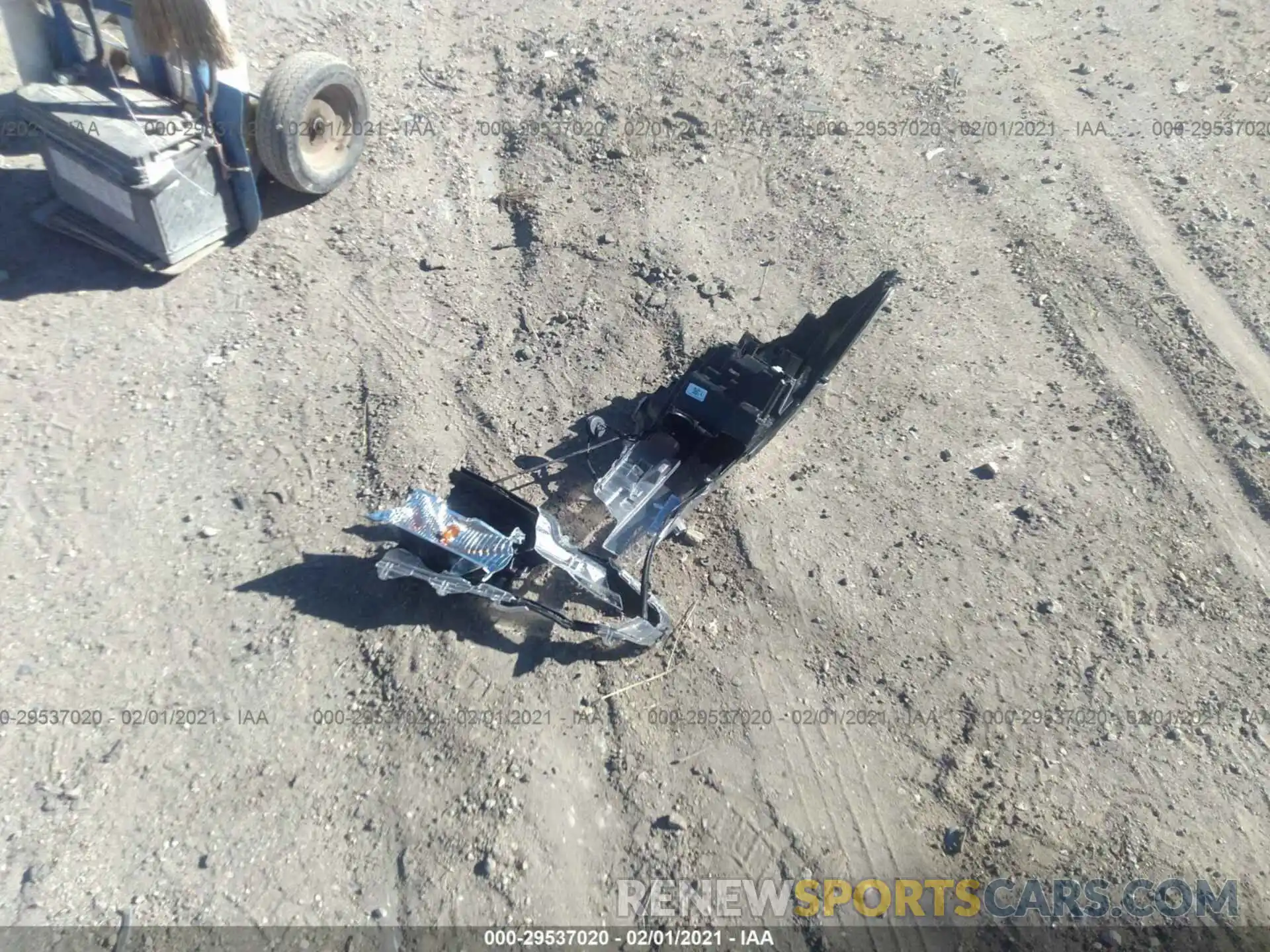 12 Фотография поврежденного автомобиля 5YFEPRAEXLP083494 TOYOTA COROLLA 2020