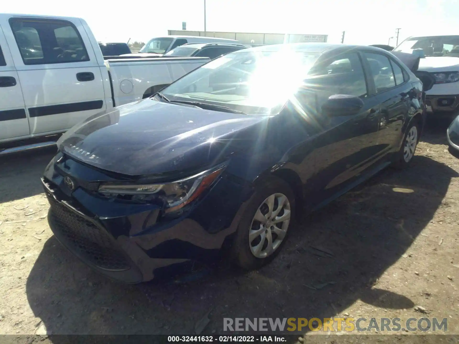 2 Photograph of a damaged car 5YFEPRAEXLP083575 TOYOTA COROLLA 2020