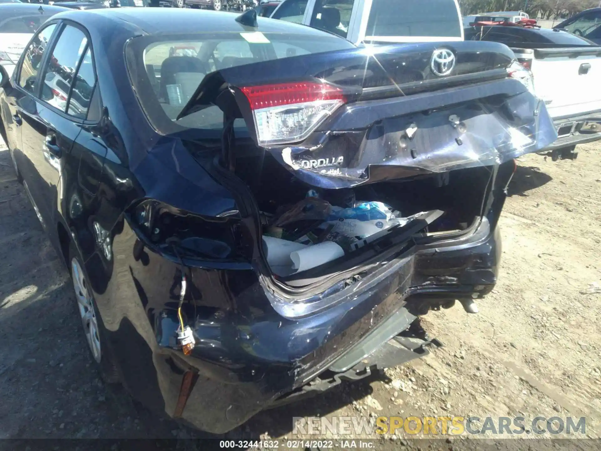 6 Photograph of a damaged car 5YFEPRAEXLP083575 TOYOTA COROLLA 2020