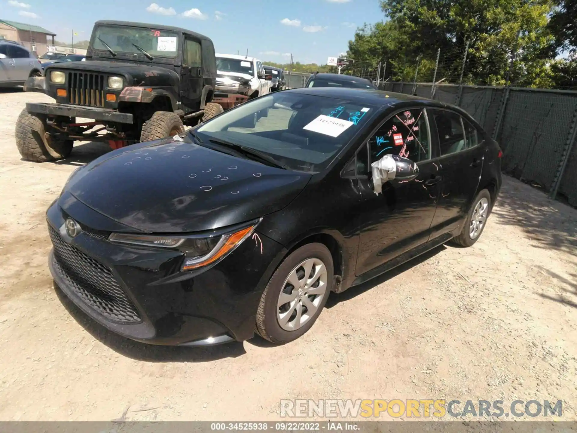 2 Photograph of a damaged car 5YFEPRAEXLP087075 TOYOTA COROLLA 2020