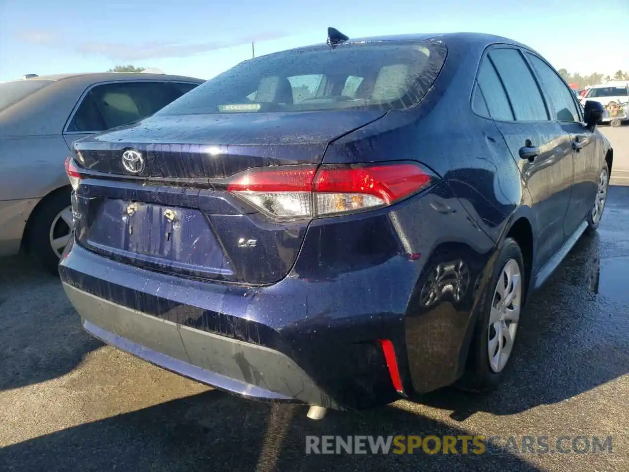 4 Photograph of a damaged car 5YFEPRAEXLP089604 TOYOTA COROLLA 2020