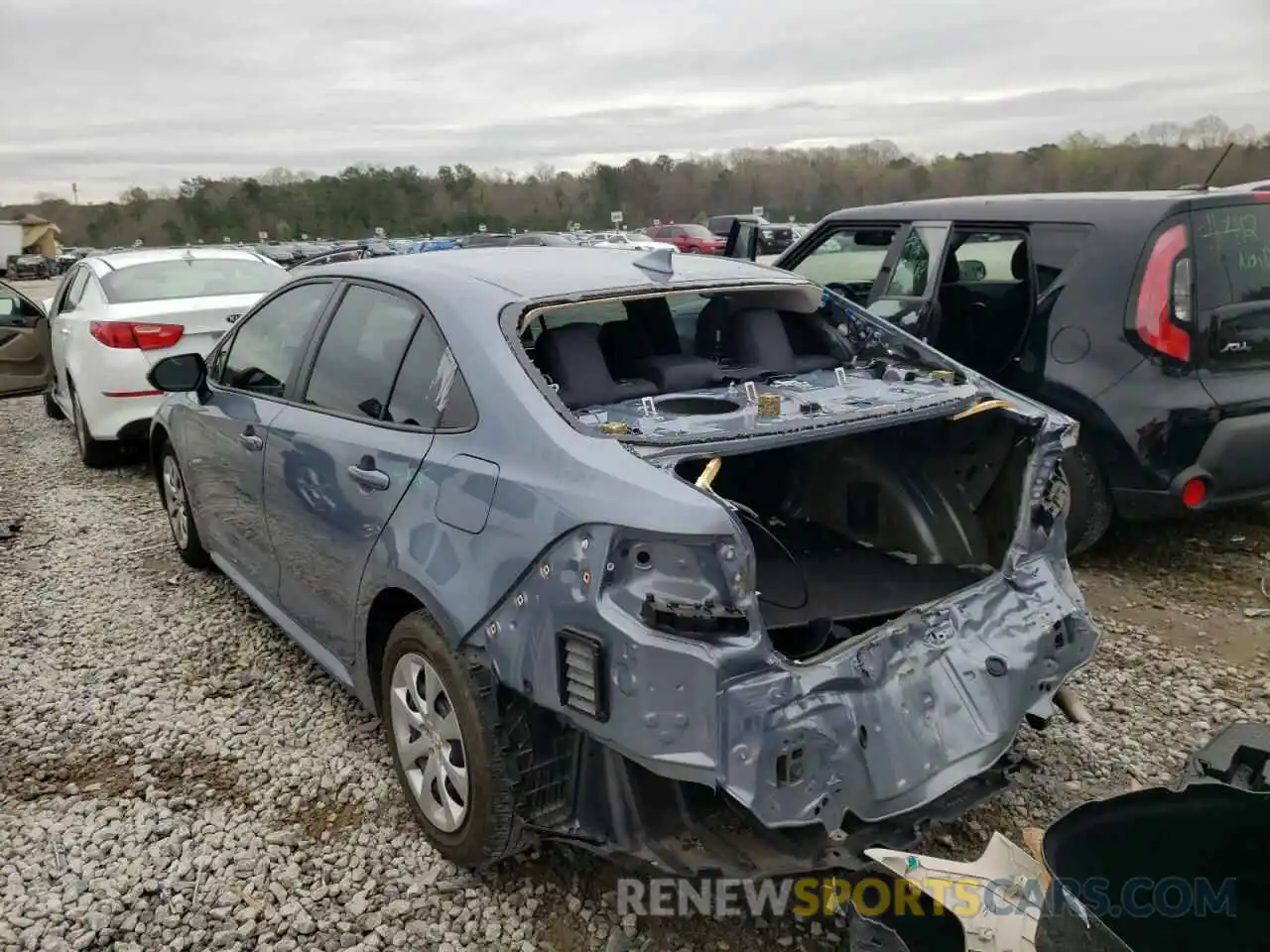 3 Photograph of a damaged car 5YFEPRAEXLP090283 TOYOTA COROLLA 2020