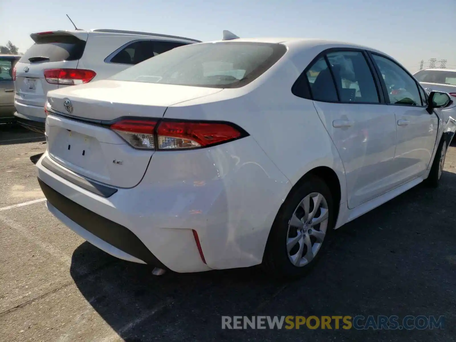 4 Photograph of a damaged car 5YFEPRAEXLP094138 TOYOTA COROLLA 2020