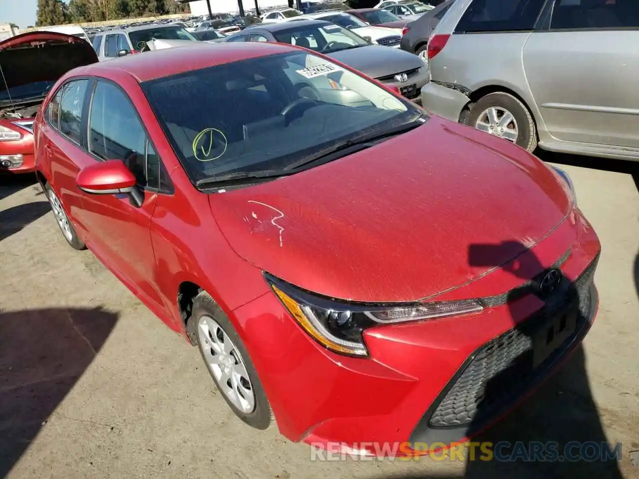 1 Photograph of a damaged car 5YFEPRAEXLP095662 TOYOTA COROLLA 2020