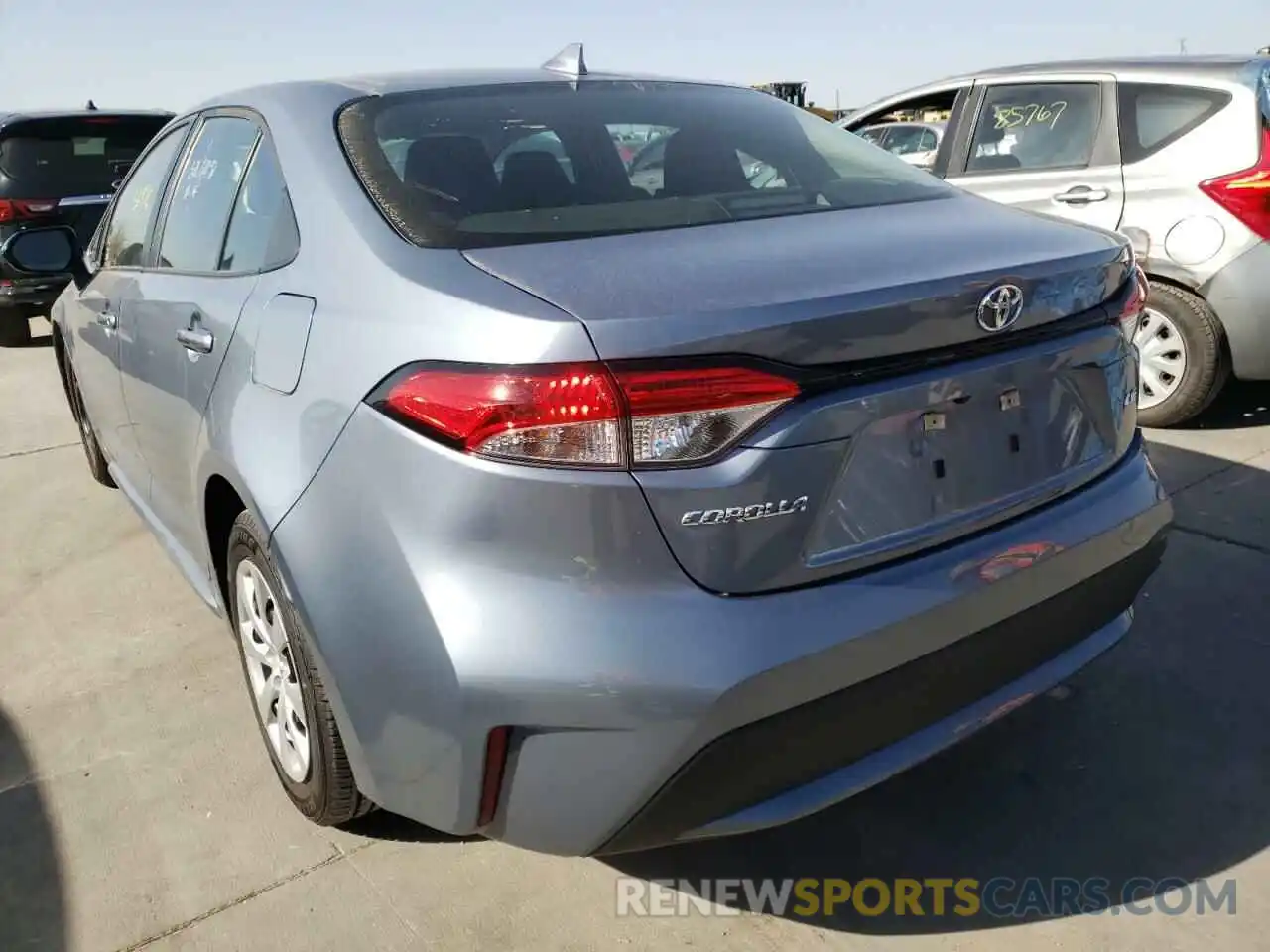 3 Photograph of a damaged car 5YFEPRAEXLP096553 TOYOTA COROLLA 2020