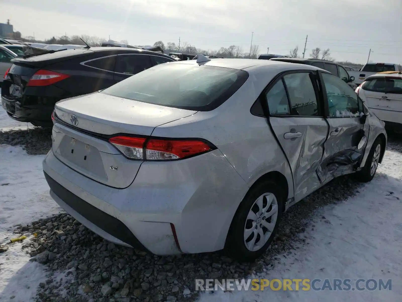 4 Photograph of a damaged car 5YFEPRAEXLP096732 TOYOTA COROLLA 2020