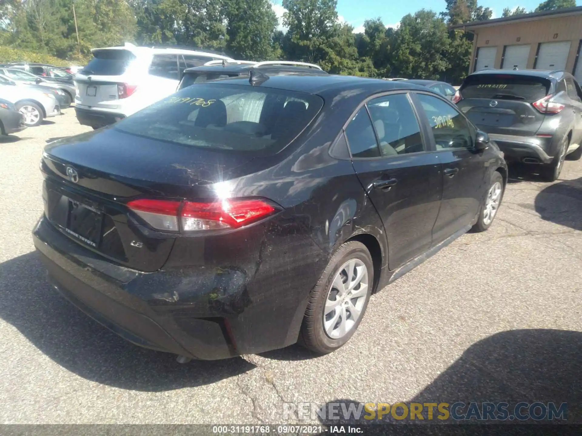 4 Photograph of a damaged car 5YFEPRAEXLP096763 TOYOTA COROLLA 2020