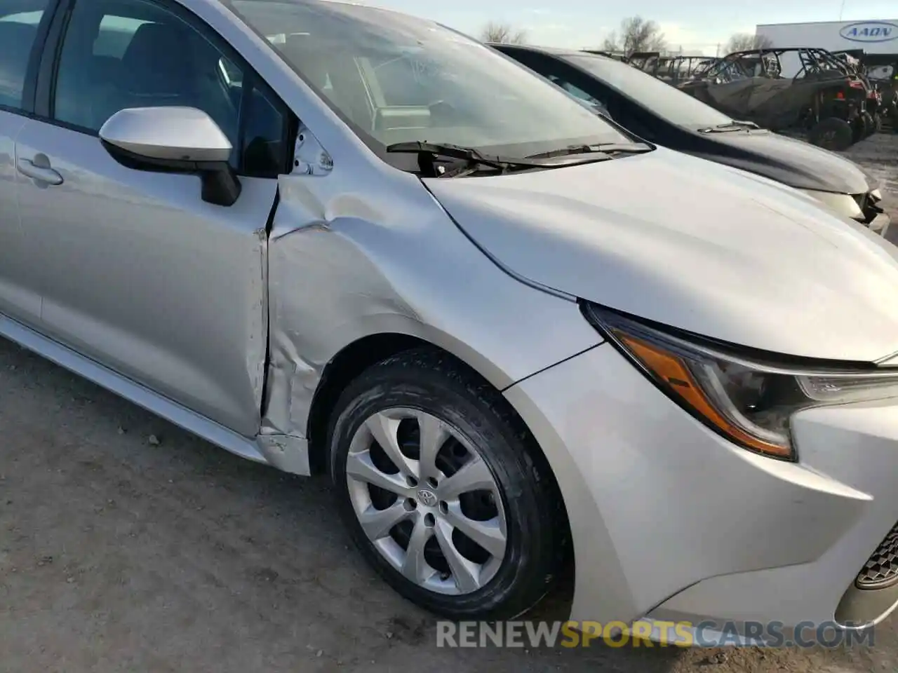 9 Photograph of a damaged car 5YFEPRAEXLP097363 TOYOTA COROLLA 2020