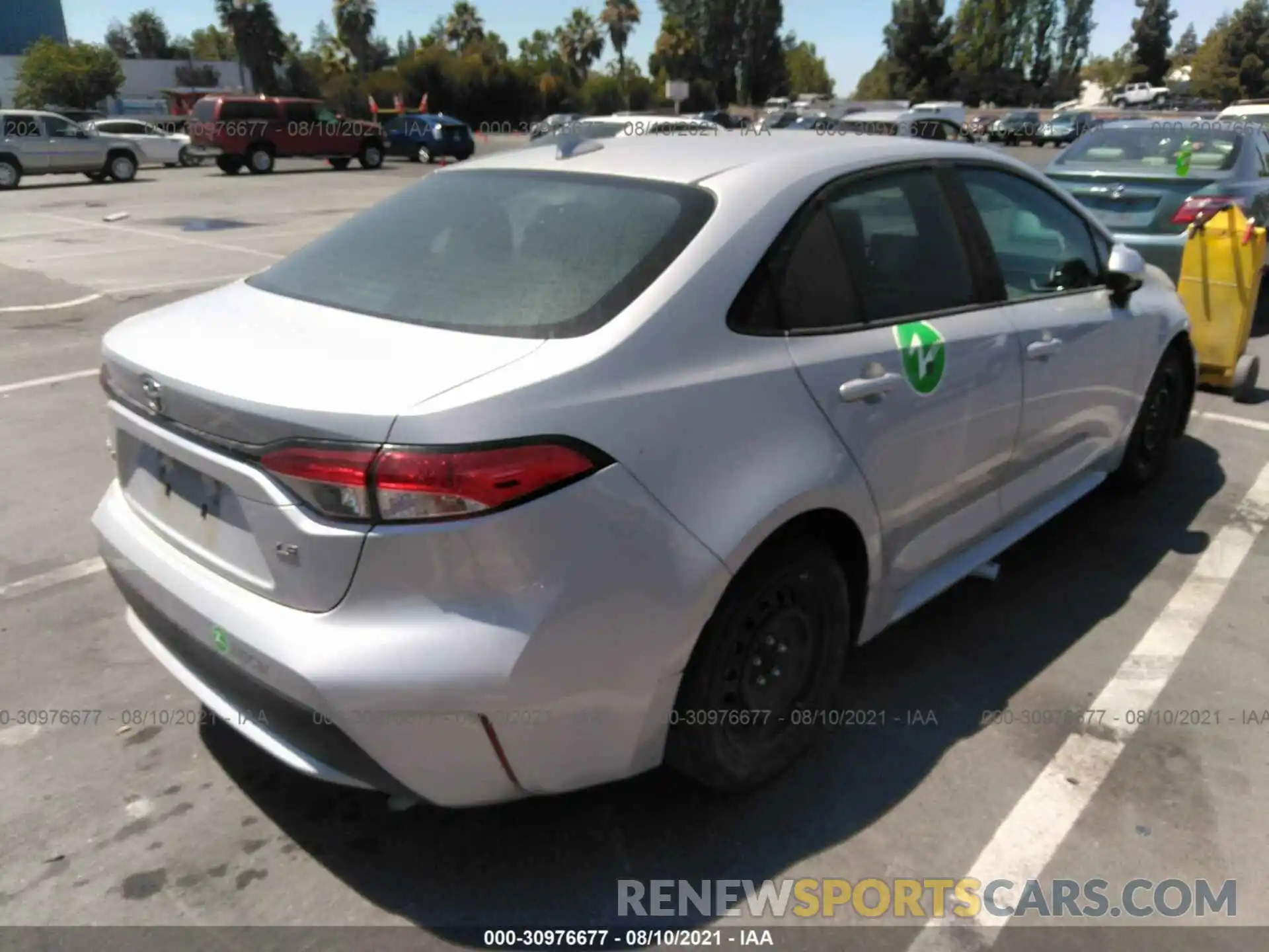 4 Photograph of a damaged car 5YFEPRAEXLP097718 TOYOTA COROLLA 2020