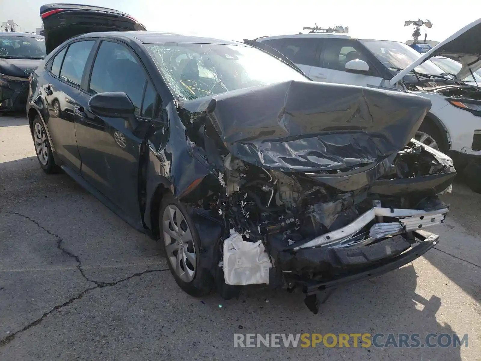 1 Photograph of a damaged car 5YFEPRAEXLP097752 TOYOTA COROLLA 2020