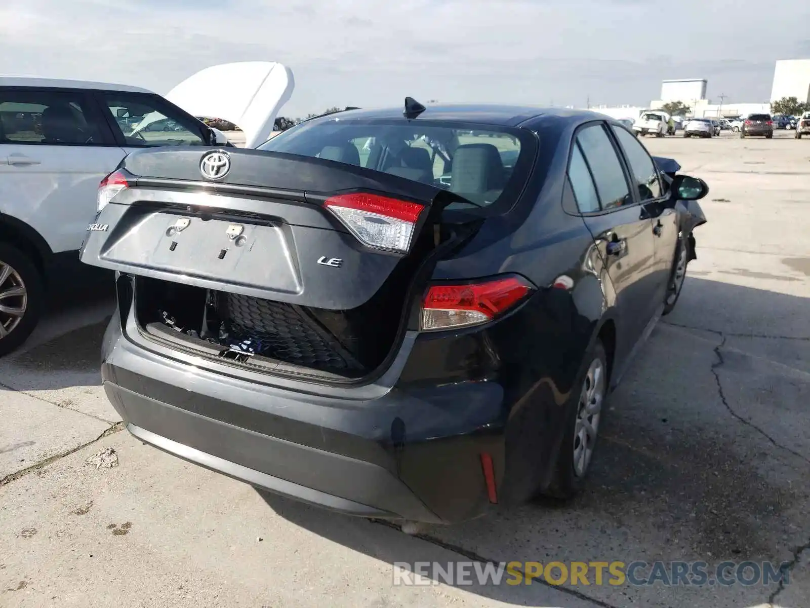 4 Photograph of a damaged car 5YFEPRAEXLP097752 TOYOTA COROLLA 2020