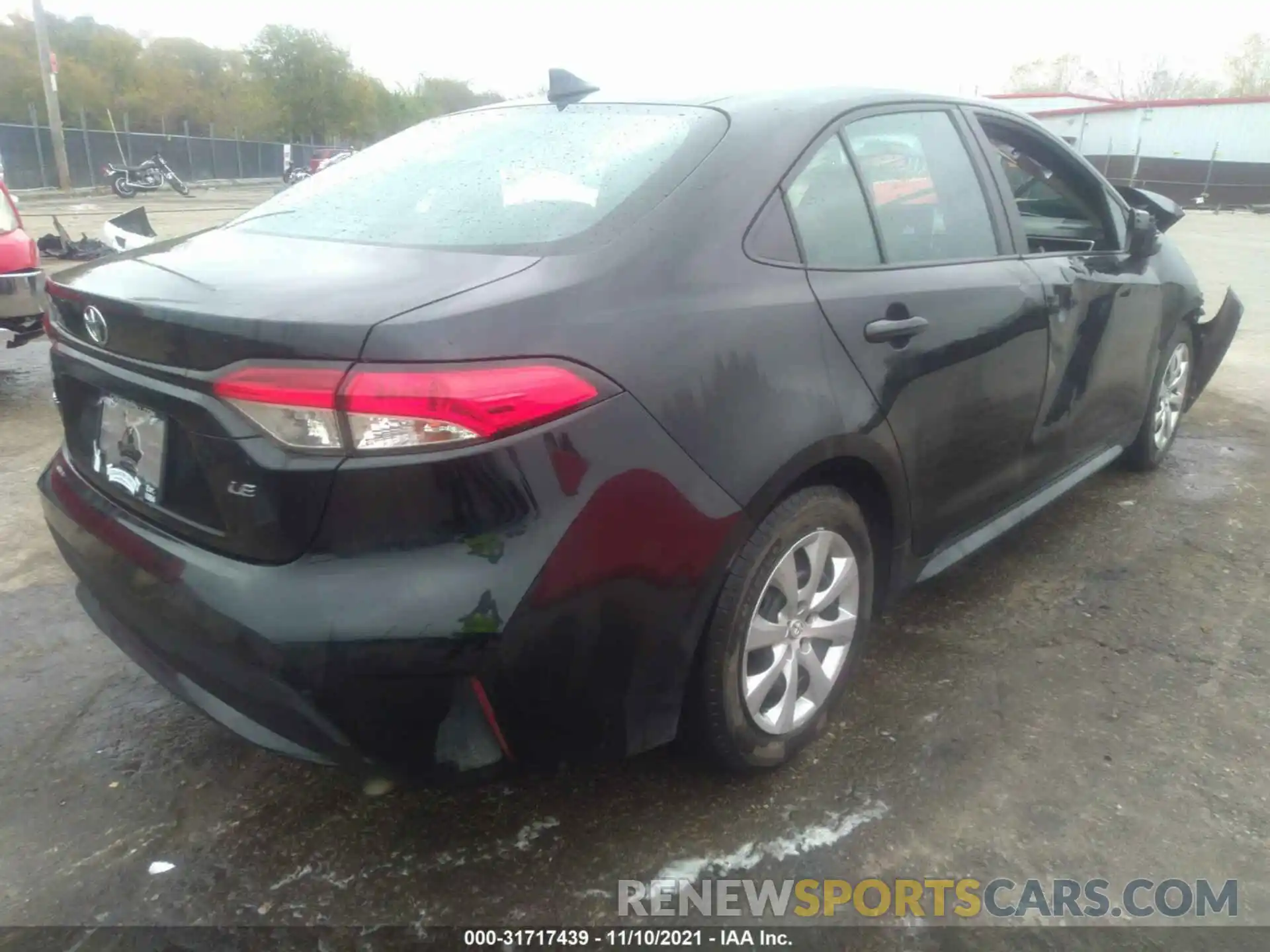 4 Photograph of a damaged car 5YFEPRAEXLP097881 TOYOTA COROLLA 2020