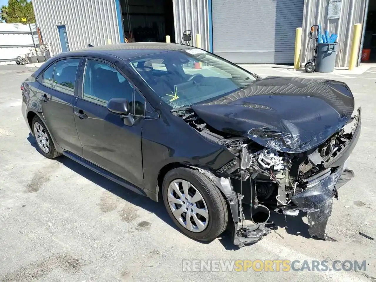 1 Photograph of a damaged car 5YFEPRAEXLP098285 TOYOTA COROLLA 2020