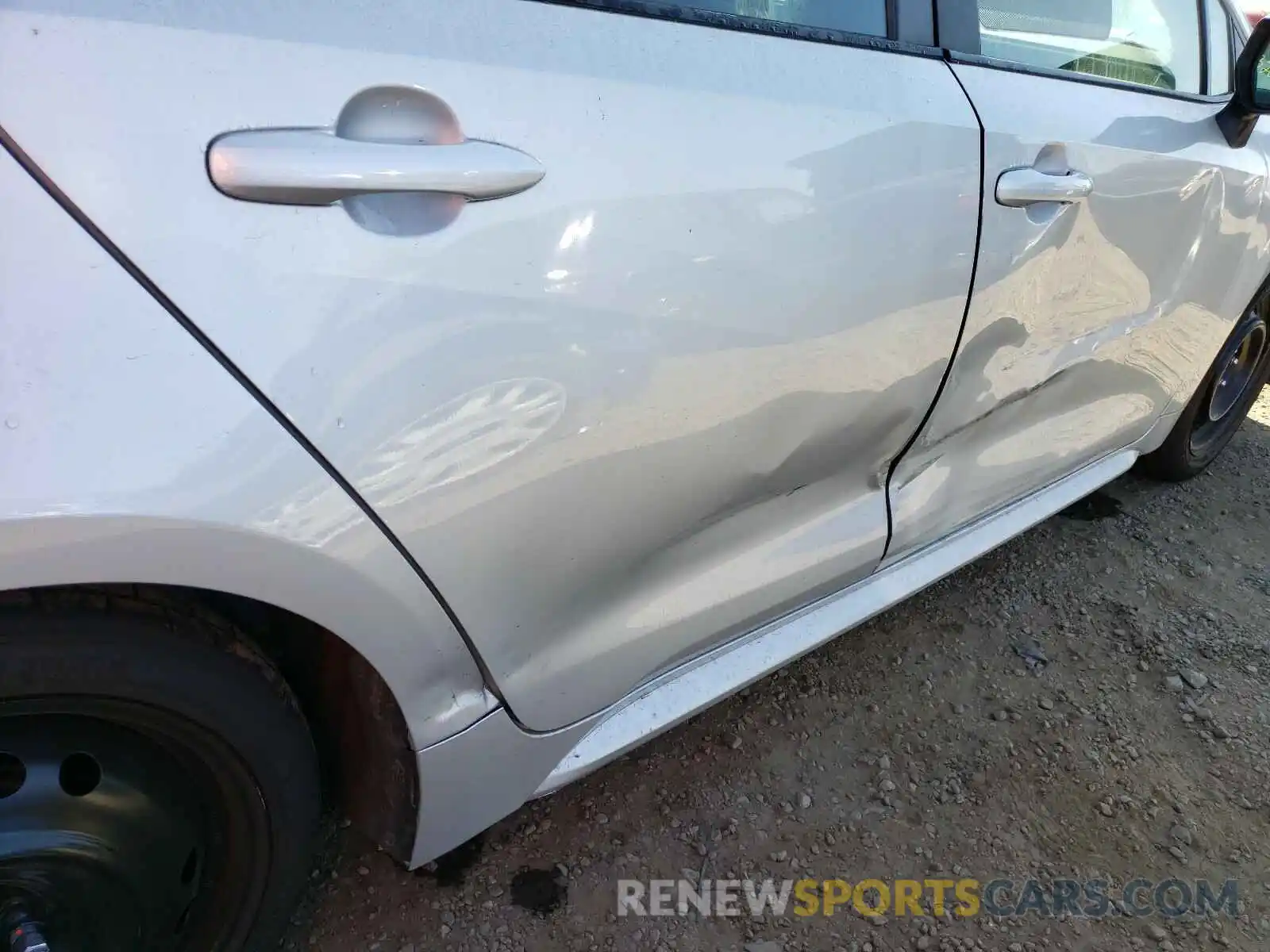 9 Photograph of a damaged car 5YFEPRAEXLP098495 TOYOTA COROLLA 2020