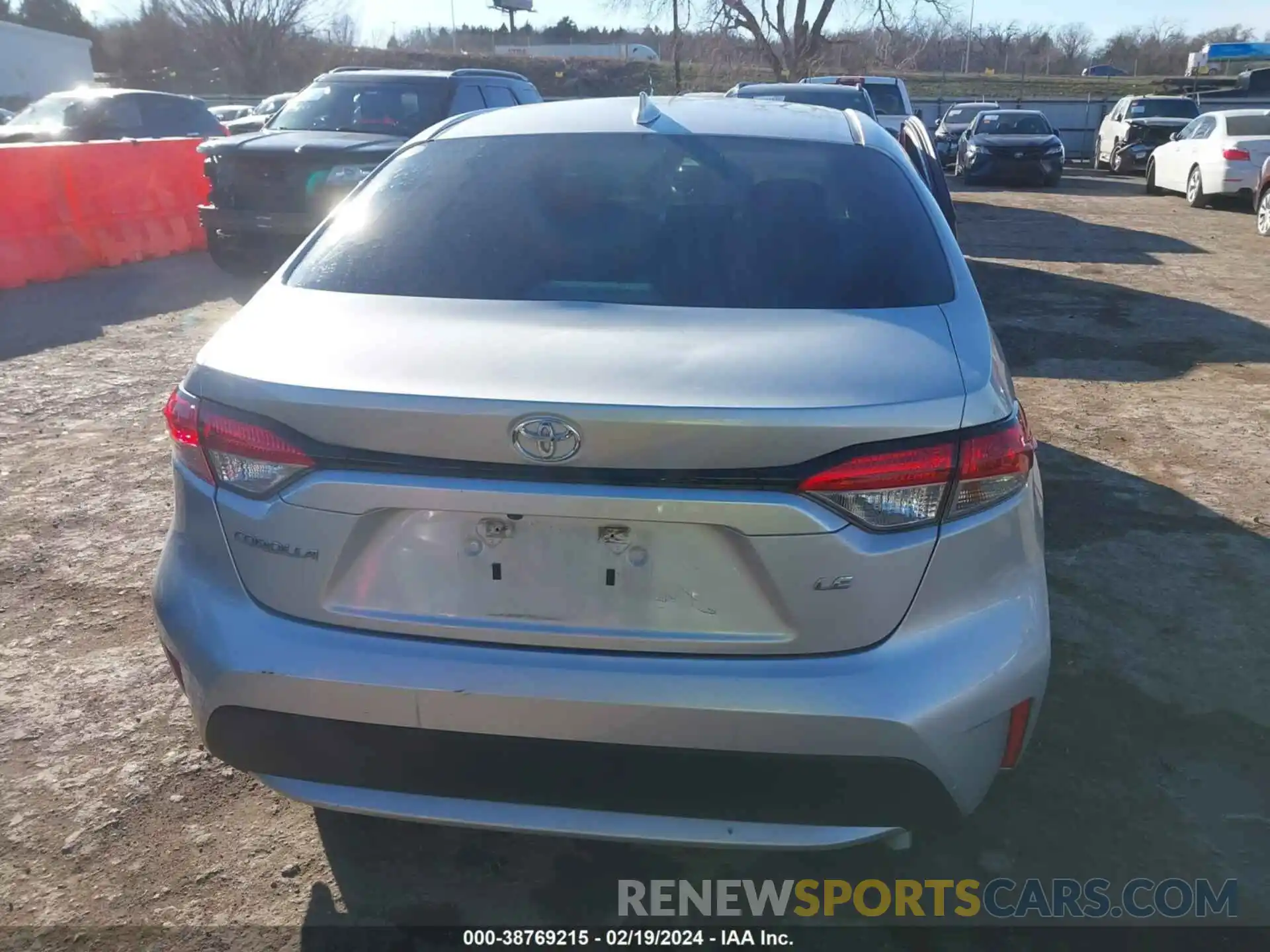 16 Photograph of a damaged car 5YFEPRAEXLP099517 TOYOTA COROLLA 2020