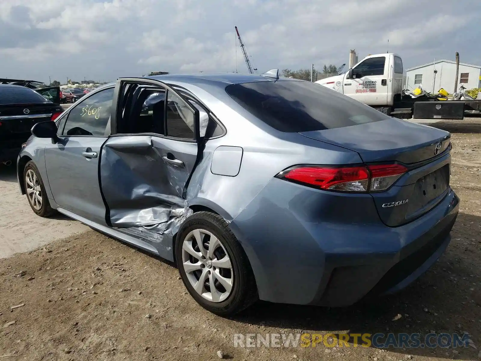 3 Photograph of a damaged car 5YFEPRAEXLP099632 TOYOTA COROLLA 2020