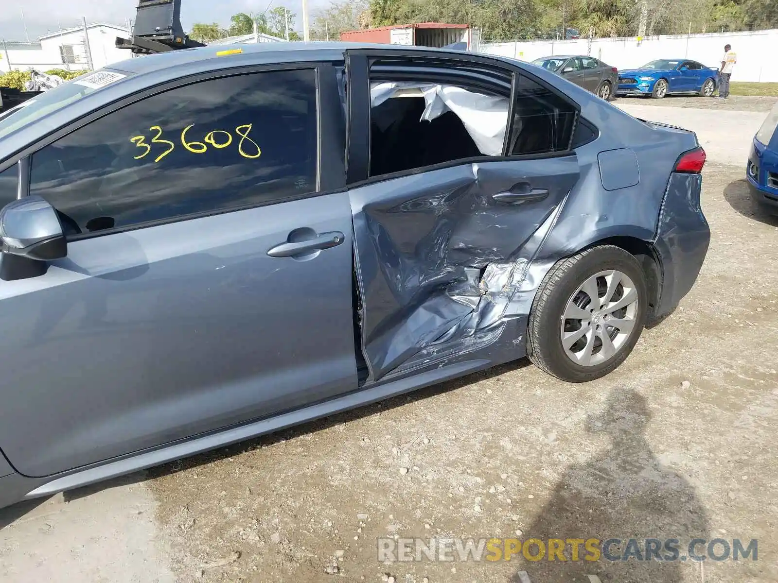 9 Photograph of a damaged car 5YFEPRAEXLP099632 TOYOTA COROLLA 2020