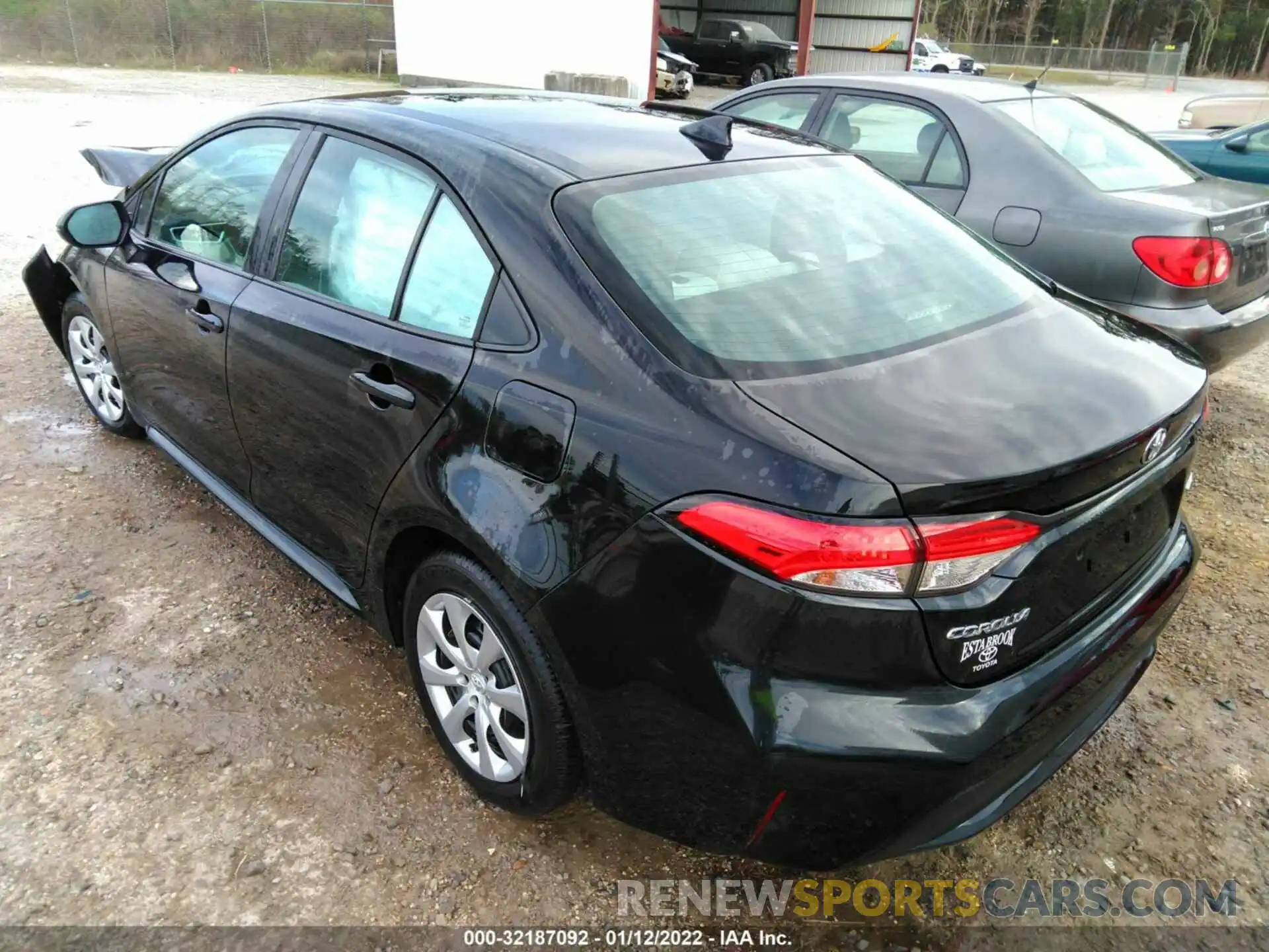 3 Photograph of a damaged car 5YFEPRAEXLP100651 TOYOTA COROLLA 2020