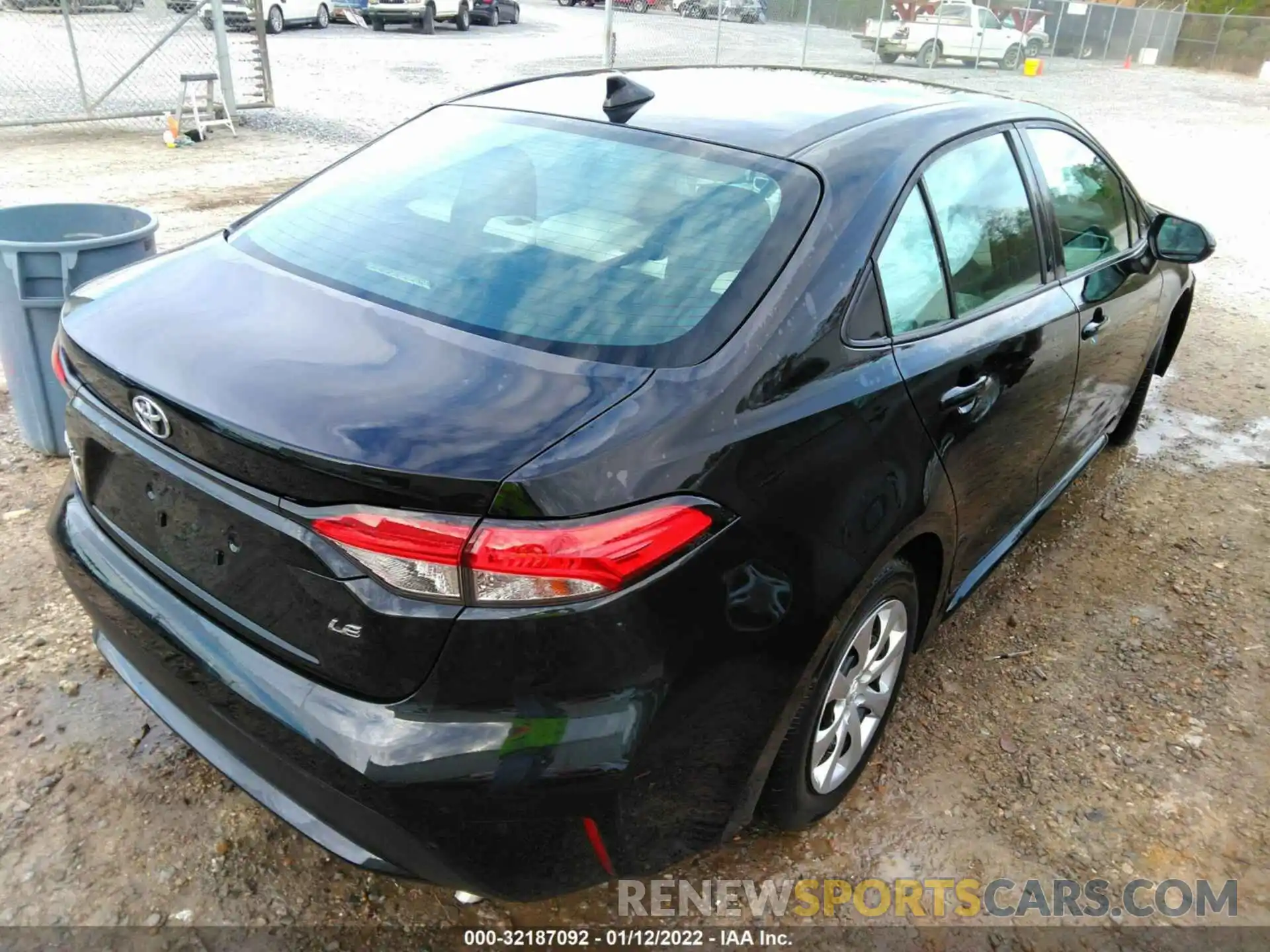 4 Photograph of a damaged car 5YFEPRAEXLP100651 TOYOTA COROLLA 2020