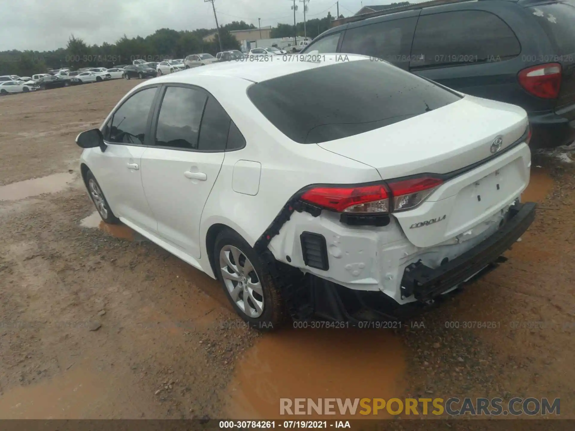 3 Photograph of a damaged car 5YFEPRAEXLP101427 TOYOTA COROLLA 2020