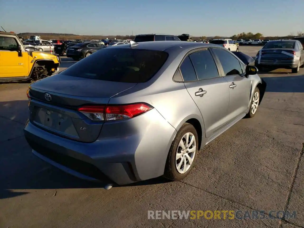 4 Photograph of a damaged car 5YFEPRAEXLP102237 TOYOTA COROLLA 2020