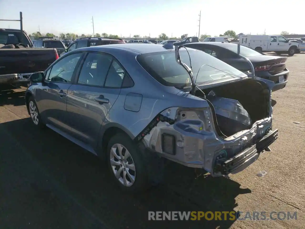 3 Photograph of a damaged car 5YFEPRAEXLP102321 TOYOTA COROLLA 2020