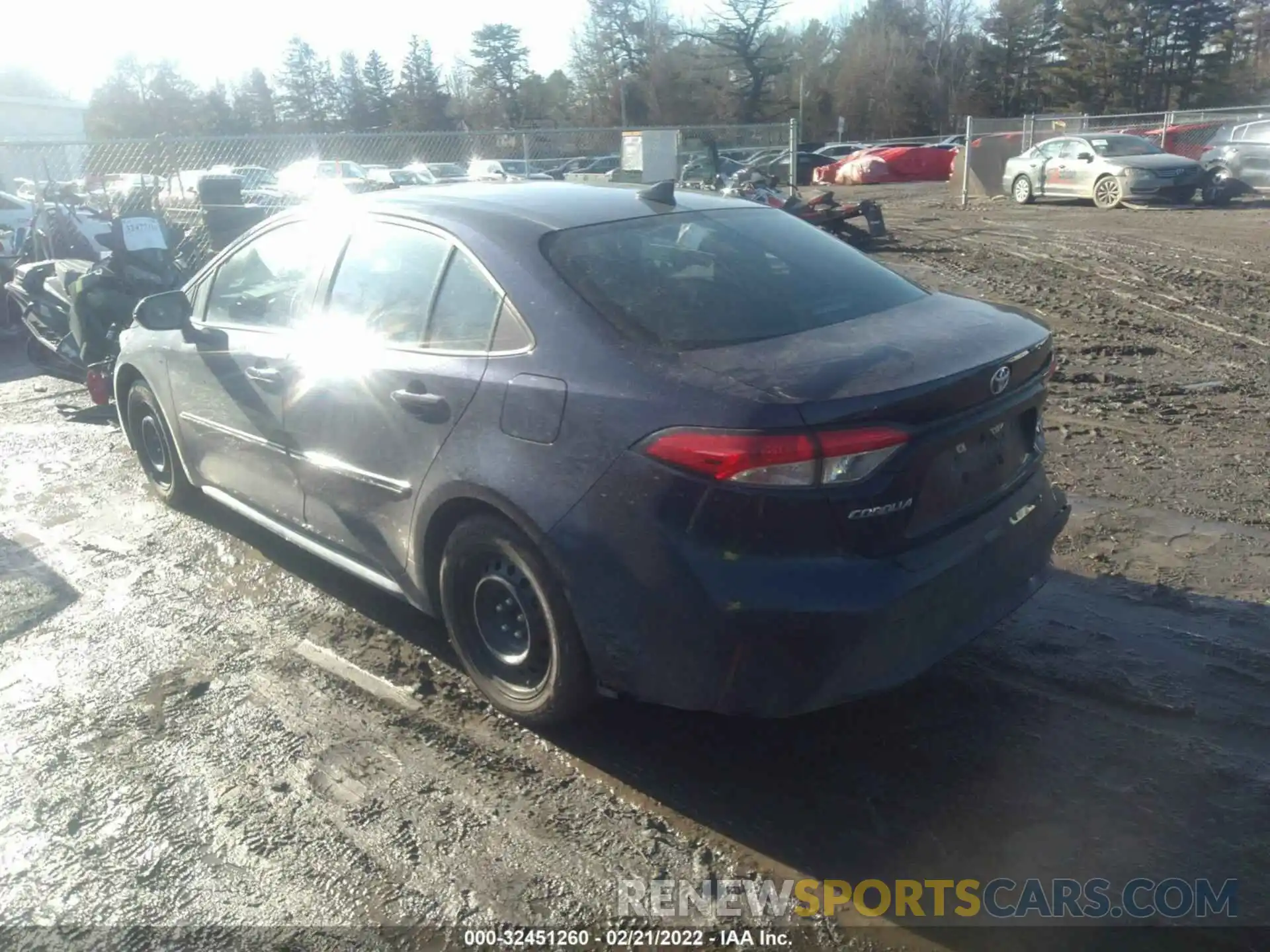 3 Photograph of a damaged car 5YFEPRAEXLP102870 TOYOTA COROLLA 2020