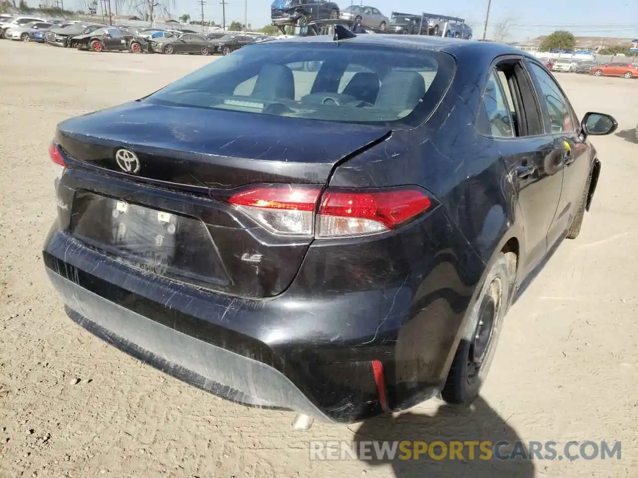 4 Photograph of a damaged car 5YFEPRAEXLP103680 TOYOTA COROLLA 2020