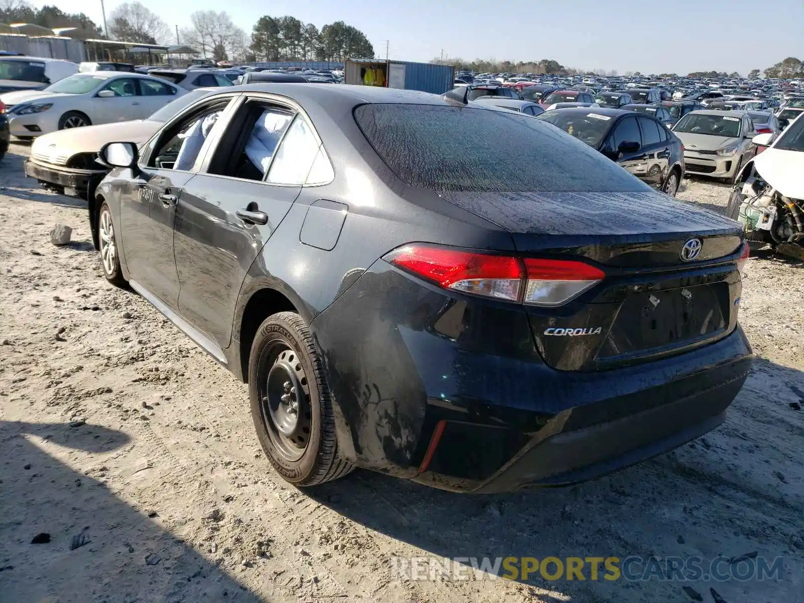 3 Photograph of a damaged car 5YFEPRAEXLP104201 TOYOTA COROLLA 2020