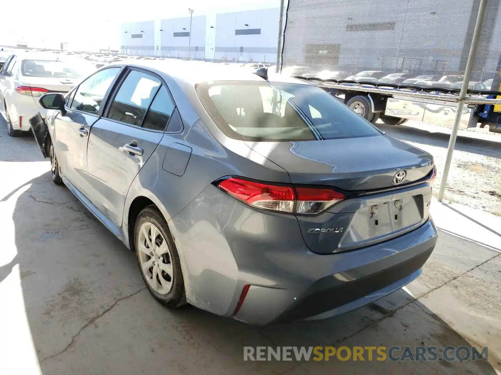 3 Photograph of a damaged car 5YFEPRAEXLP104974 TOYOTA COROLLA 2020