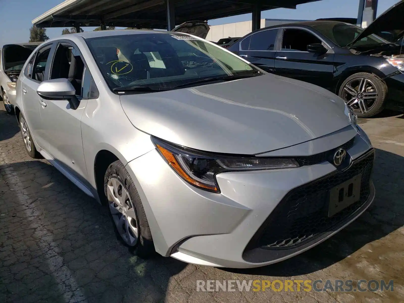 1 Photograph of a damaged car 5YFEPRAEXLP105879 TOYOTA COROLLA 2020