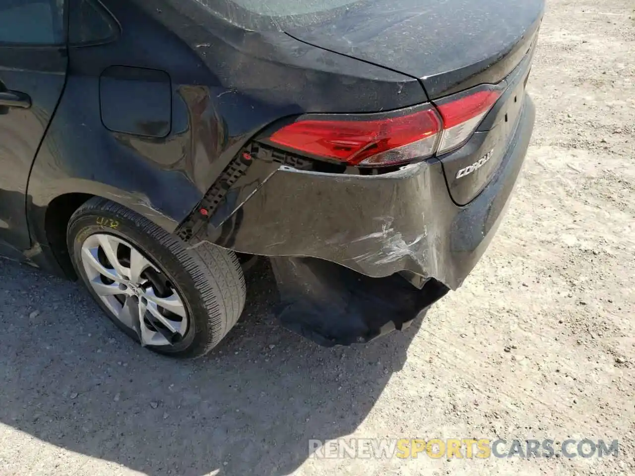 9 Photograph of a damaged car 5YFEPRAEXLP106062 TOYOTA COROLLA 2020