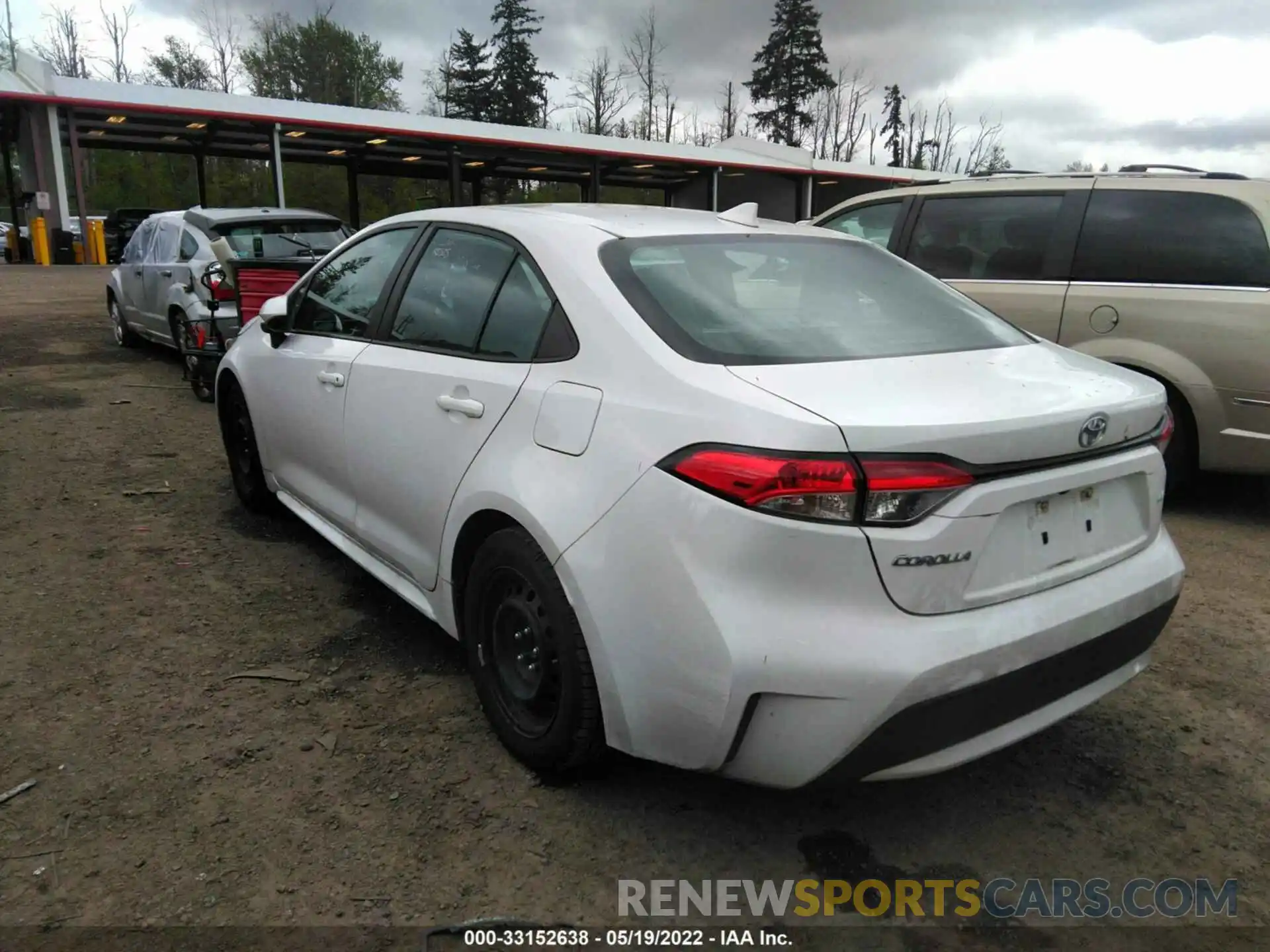 3 Photograph of a damaged car 5YFEPRAEXLP107874 TOYOTA COROLLA 2020