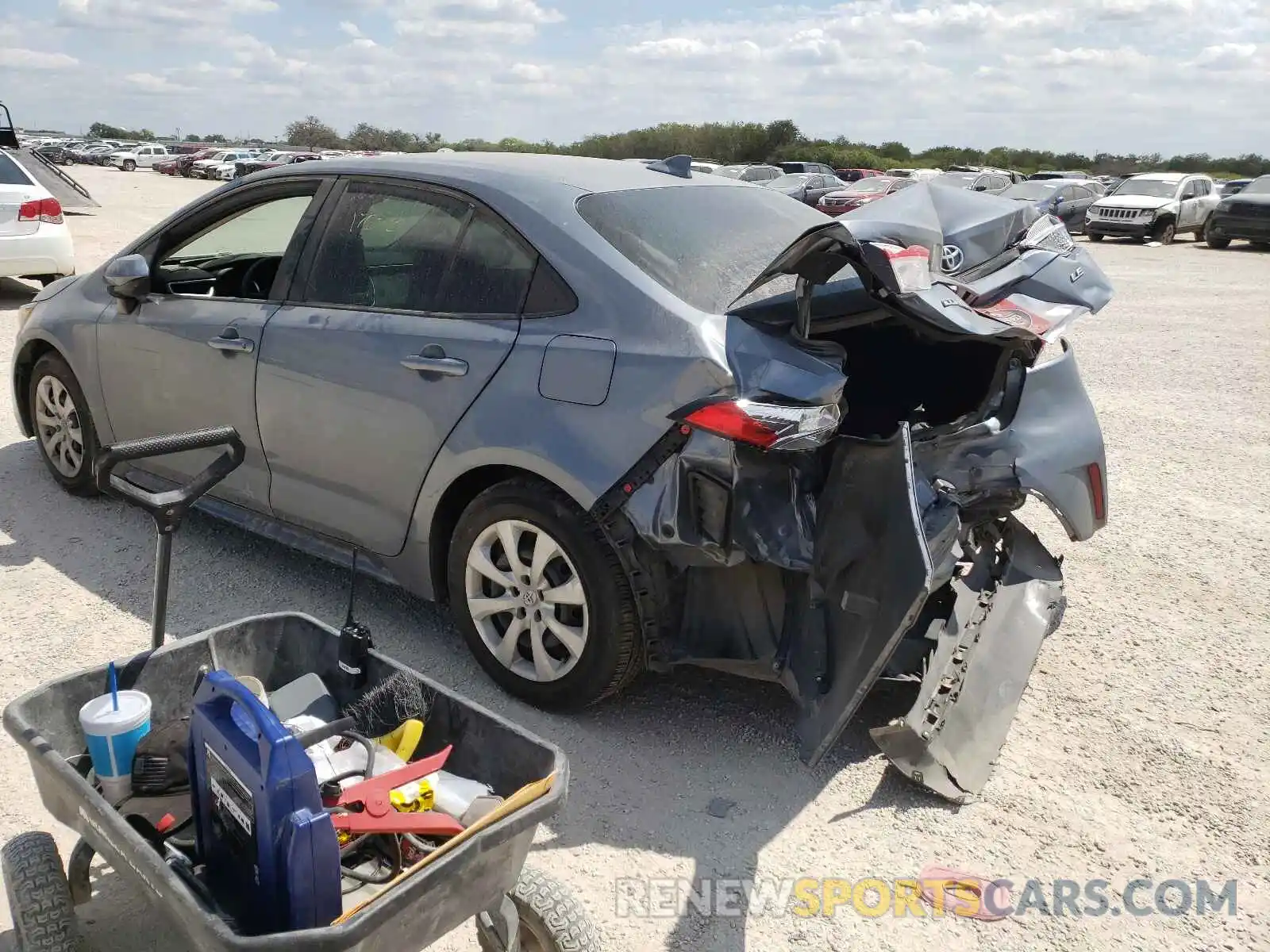 3 Photograph of a damaged car 5YFEPRAEXLP108006 TOYOTA COROLLA 2020